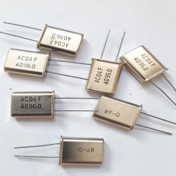 CRYSTAL 4.096 MHZ
